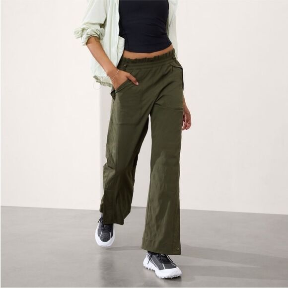 Athleta Trekkie high rise parachute pants olive green XL T tall drawstring - Picture 1 of 11